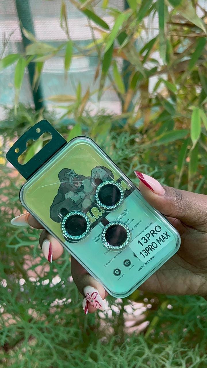 Camera Lens Protector – iPhone 13 Pro / 13 Pro Max (Rhinestone Edge Finish)