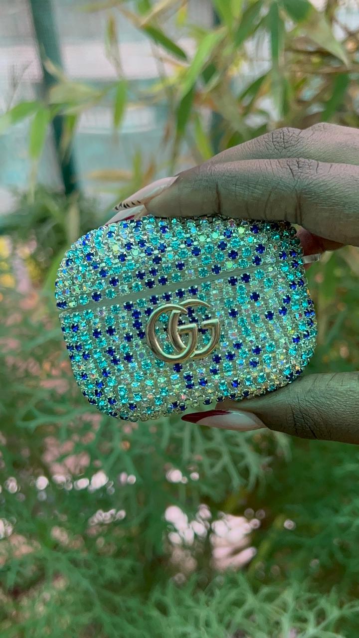 Luxury Rhinestone AirPods Case – Gucci Inspired (Multicolor Crystal with Gold GG Logo)