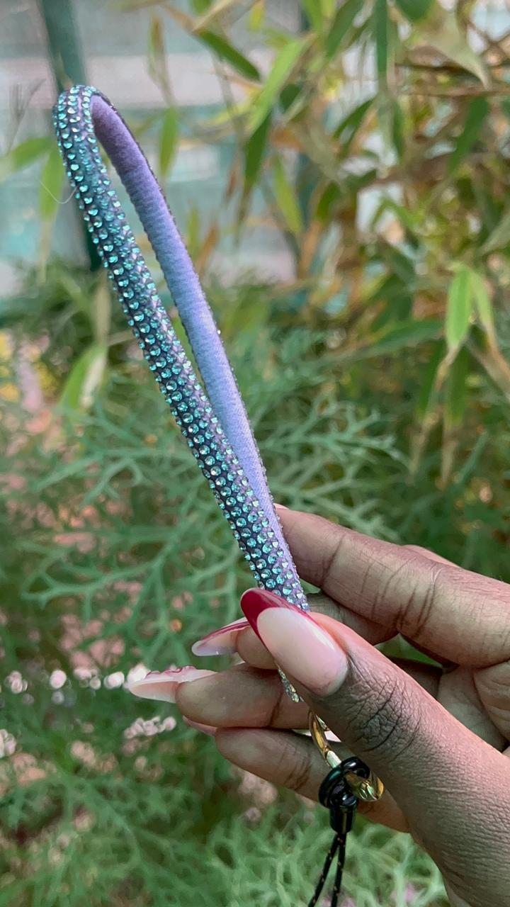 Crystal Luxe Wrist Straps – Rhinestone-Studded Design