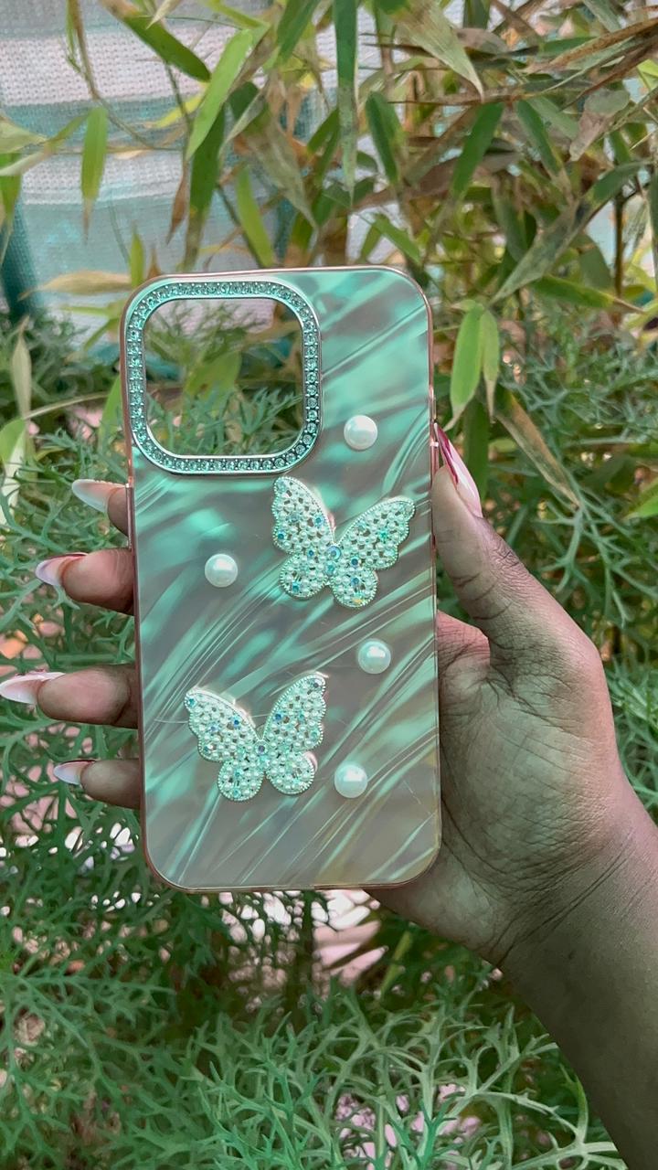 Crystal Bloom Case – iPhone 15 Pro (Pink & Gold Rose Design)