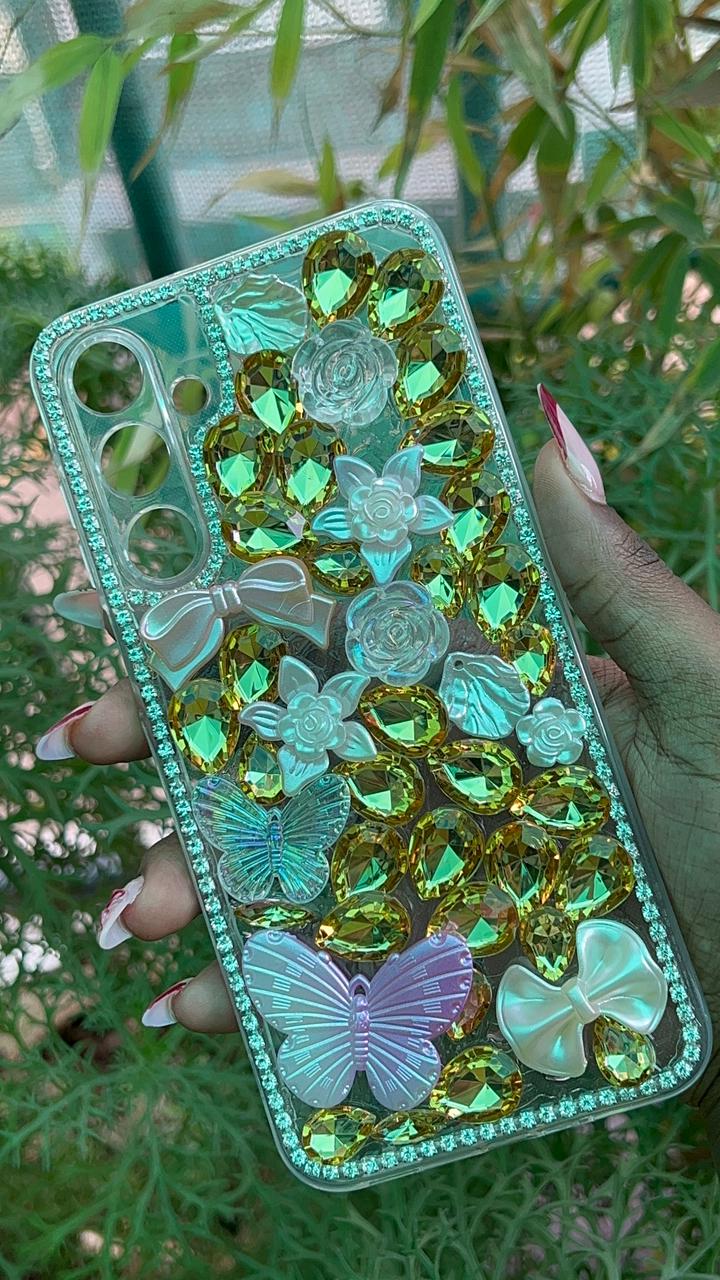 Fairy Garden Case – Samsung A16 (Gold Crystal with Pink & Pearl Accents)